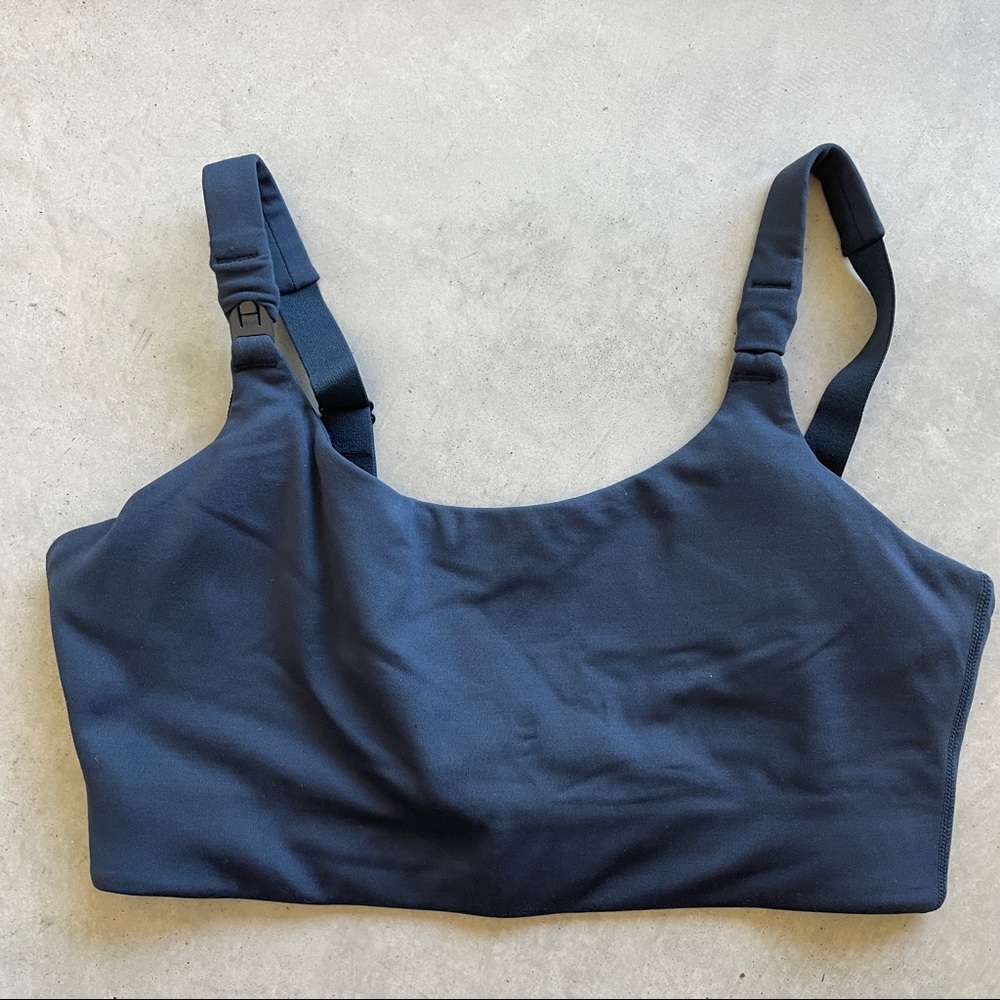 Girlfriend Collective Ellie Clip maternity bra
Medium